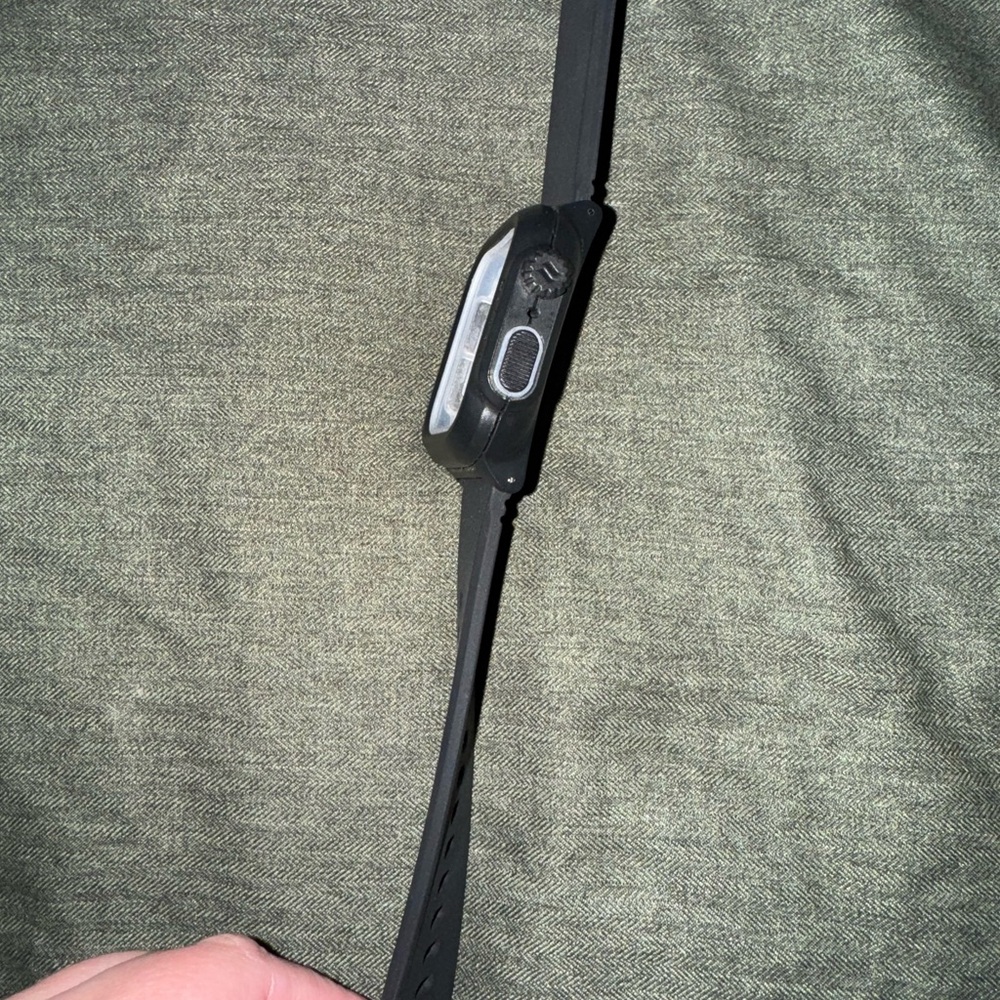 Black Catalyst Apple Watch Band - Picture 5 of 5